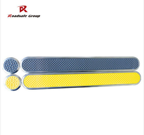 Latest company news about ROADSAFE রঙ হলুদ স্পর্শকাতর সূচক 304/316 সূচক স্ট্রিপ প্লাস্টিকের পৃষ্ঠতল স্ট্রিপ