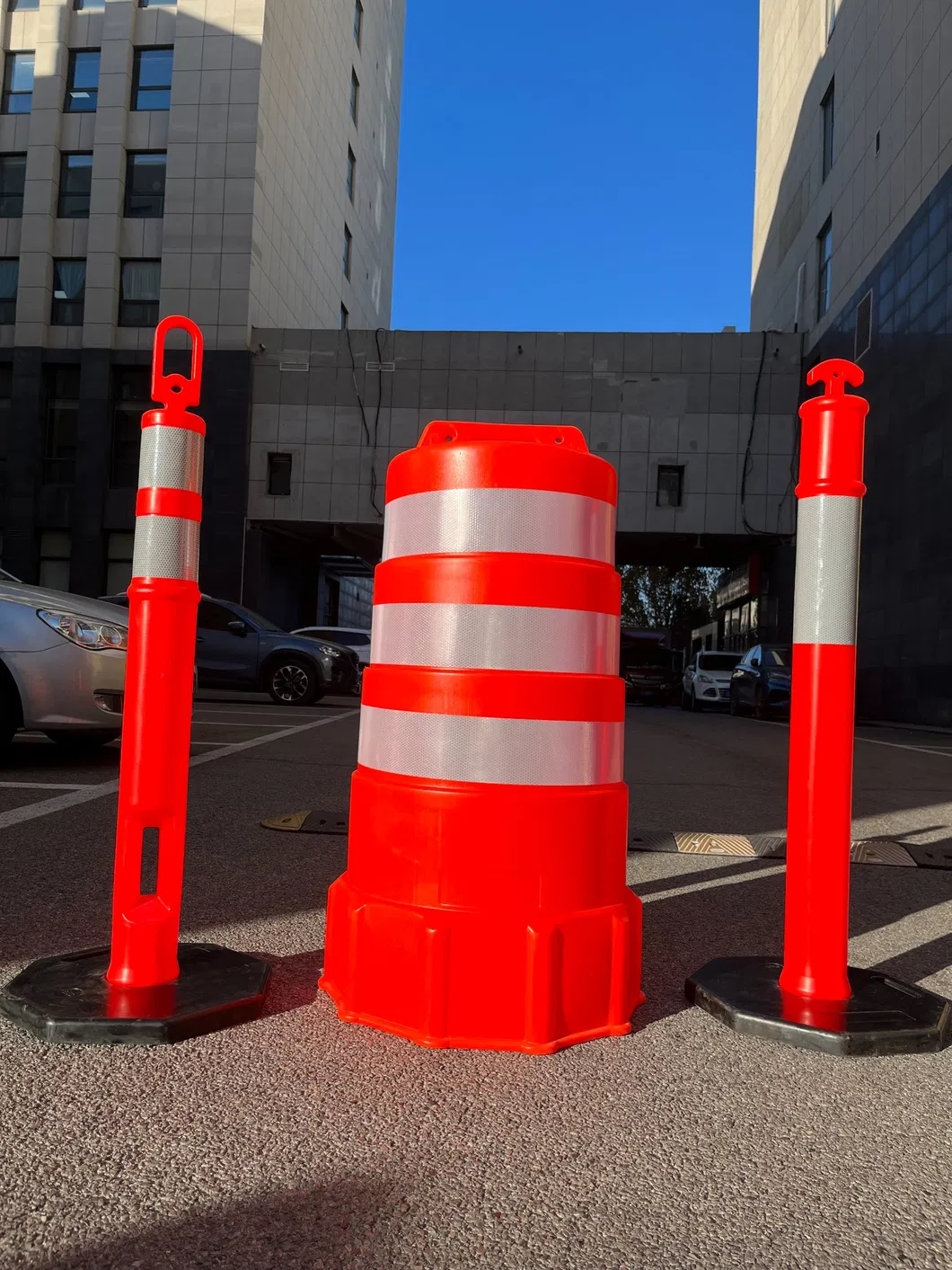 ROADSAFE সবচেয়ে বেশি বিক্রীত PE ট্র্যাফিক ড্রাম ক্র্যাশ ব্যারেল, সড়ক নিরাপত্তা প্রতিফলিত সতর্কীকরণ ব্যারেল 1