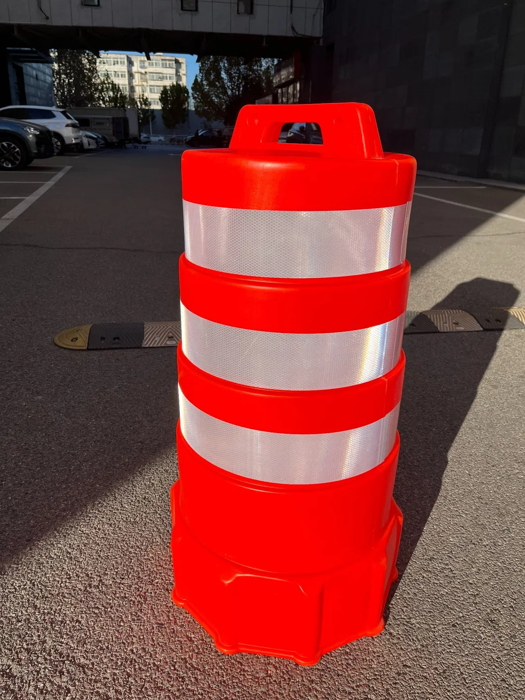 ROADSAFE সবচেয়ে বেশি বিক্রীত PE ট্র্যাফিক ড্রাম ক্র্যাশ ব্যারেল, সড়ক নিরাপত্তা প্রতিফলিত সতর্কীকরণ ব্যারেল 3